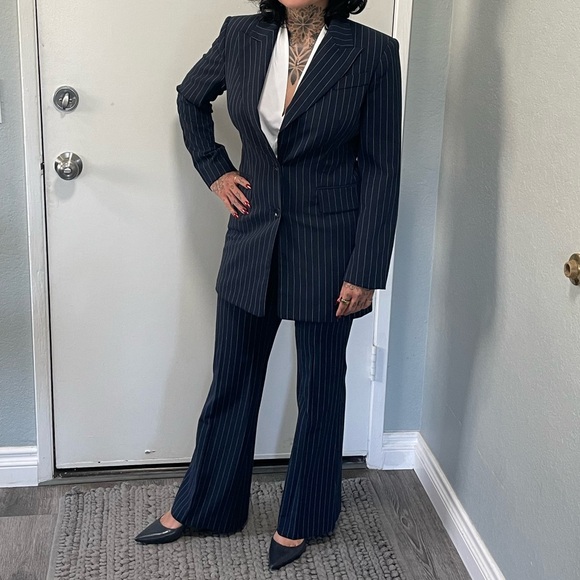 4 Pc Suit Set Pinstripe - Picture 5 of 6